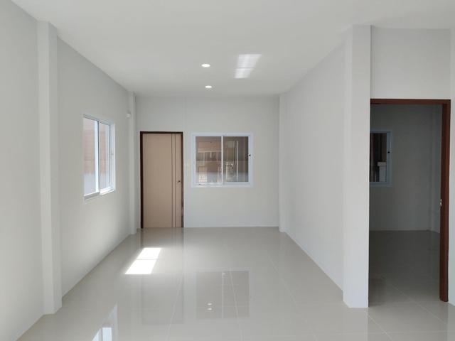 ใช่ 💟 ทาวน์เฮ้าส์ชั้นเดียว โครงการบ้านสวย พารากอน สุราษฎร์ธานี 💟 รูปที่ 3