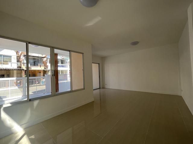 ใช่ 💟 บ้านเดี่ยว โครงการแดนทองวิลเลจ วัชรพล : ปรับปรุงใหม่ 💟 รูปที่ 4