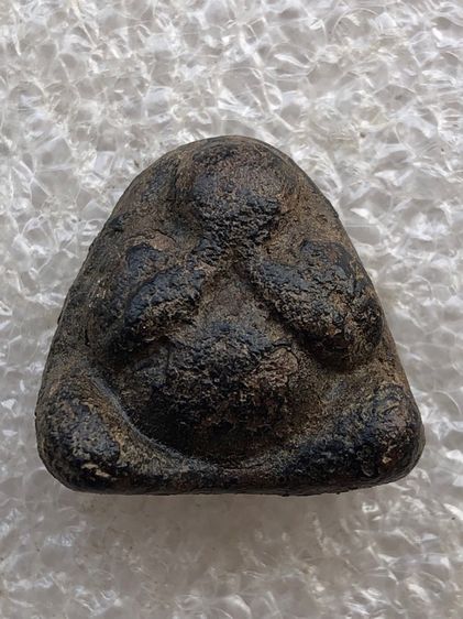 พระปิดตาหลวงพ่อโต วัดเนิน 