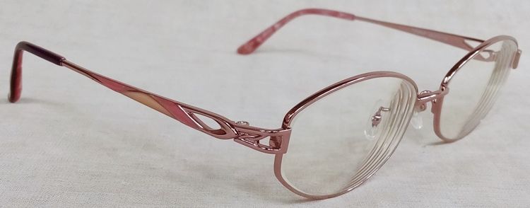 mila schon + japan รูปที่ 14