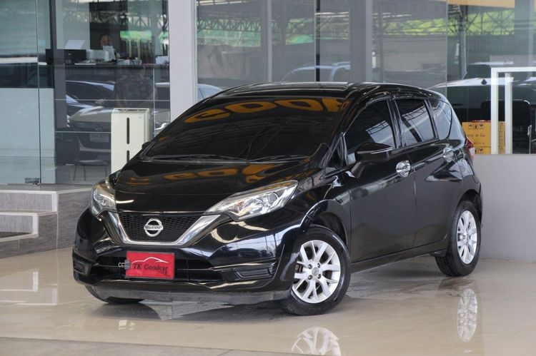 รถ Nissan Note 1.2 V สี ดำ