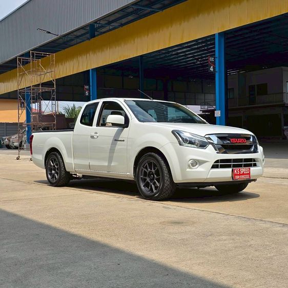 Isuzu D-MAX 2017 1.9 L Pickup ดีเซล ไม่ติดแก๊ส เกียร์ธรรมดา ขาว รูปที่ 3