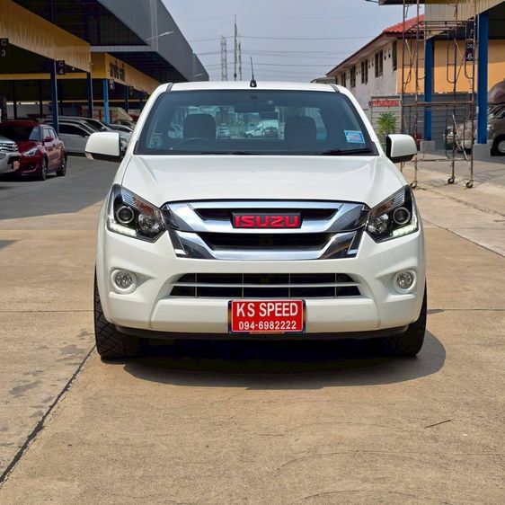 Isuzu D-MAX 2017 1.9 L Pickup ดีเซล ไม่ติดแก๊ส เกียร์ธรรมดา ขาว รูปที่ 2