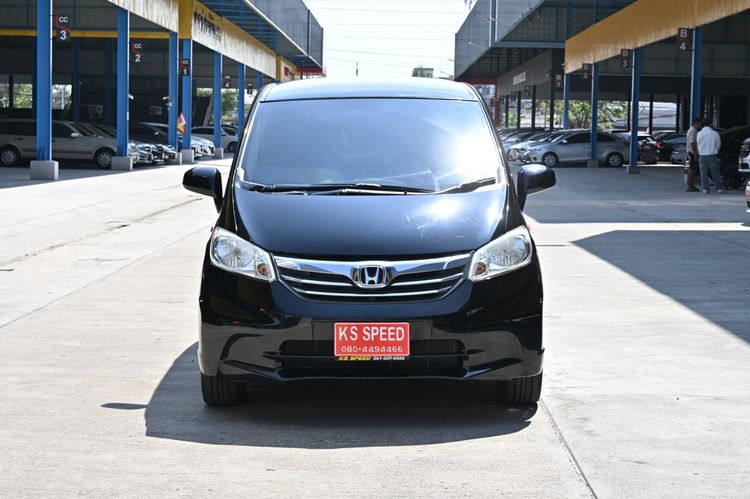รถ Honda Freed 1.5 SE สี ดำ