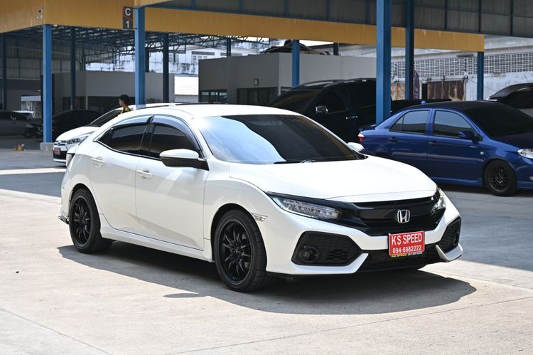 Honda Civic 2018 1.5 Turbo Sedan เบนซิน ไม่ติดแก๊ส เกียร์อัตโนมัติ ขาว รูปที่ 2