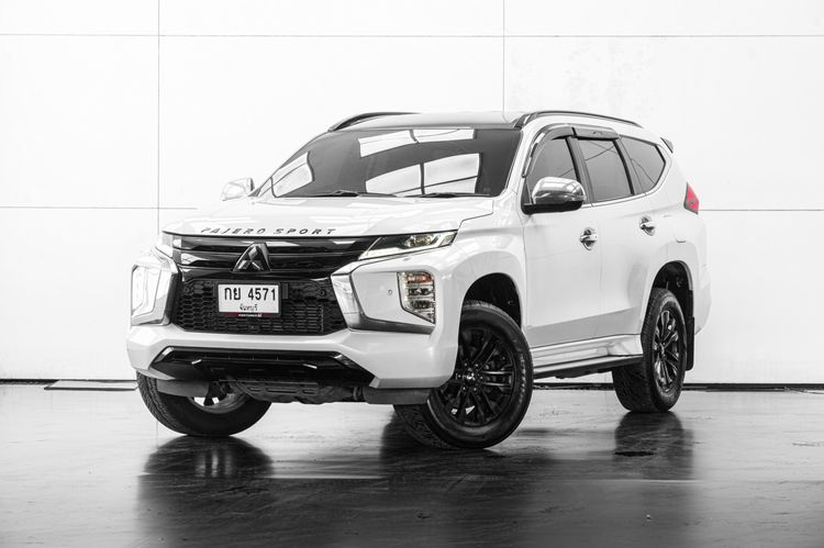 รถ Mitsubishi Pajero Sport 2.4  GT Premium Elite Edition  2WD สี ขาว