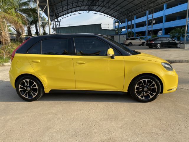 MG MG3 2018 1.5 X Sedan เบนซิน ไม่ติดแก๊ส เกียร์อัตโนมัติ เหลือง รูปที่ 4