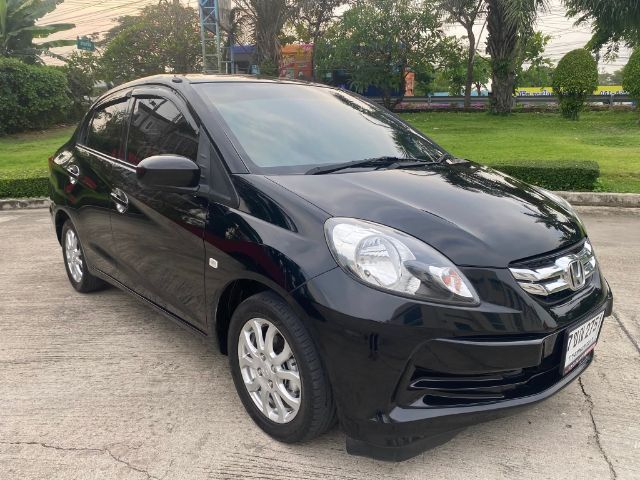 รถ Honda Brio 1.2 Amaze V สี ดำ