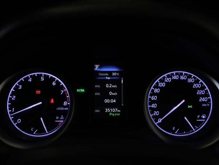 Toyota Camry 2020 2.0 G Sedan เบนซิน ไม่ติดแก๊ส เกียร์อัตโนมัติ ขาว รูปที่ 3