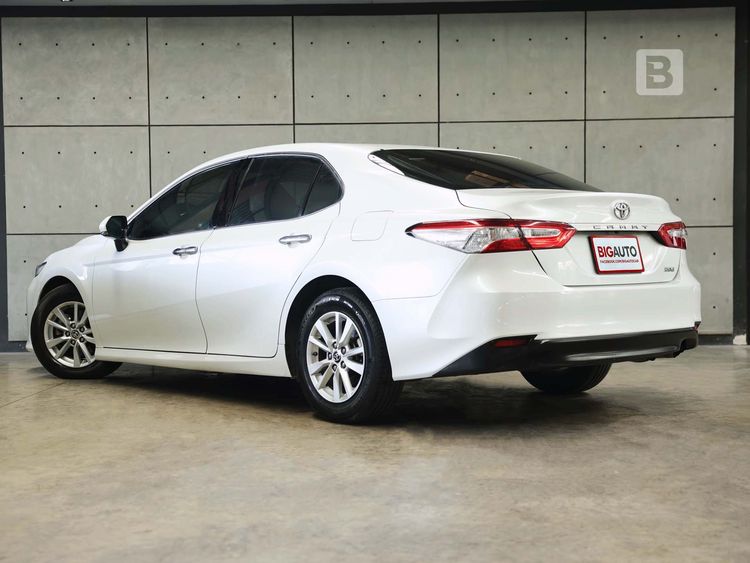 Toyota Camry 2020 2.0 G Sedan เบนซิน ไม่ติดแก๊ส เกียร์อัตโนมัติ ขาว รูปที่ 4