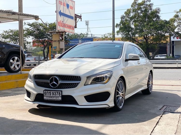 Mercedes-Benz CLA-Class 2018 CLA250 AMG Sedan เบนซิน ไม่ติดแก๊ส เกียร์อัตโนมัติ ขาว รูปที่ 4