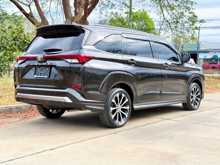 Toyota Veloz 2022 1.5 Premium Utility-car เบนซิน เกียร์อัตโนมัติ ดำ รูปที่ 4
