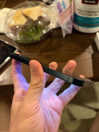 Iphone 13, midnight 128gb รูปที่ 6