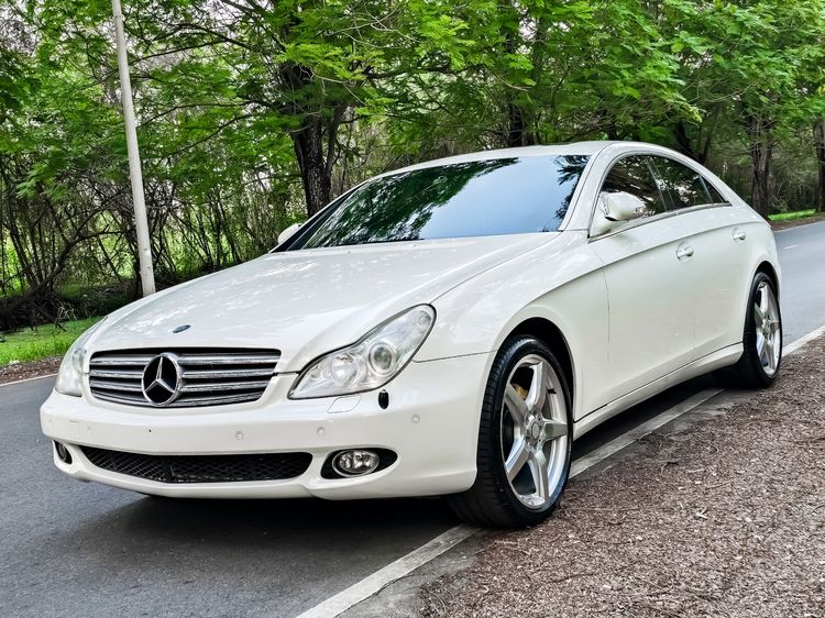 รถ Mercedes-Benz CLS-Class CLS300 สี ขาว
