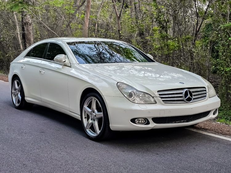 Mercedes-Benz CLS-Class 2011 CLS300 Sedan เบนซิน ไม่ติดแก๊ส เกียร์อัตโนมัติ ขาว รูปที่ 2