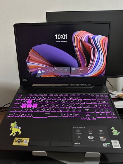 ASUS TUF GAMING F15 แถมเมาส์ razer คีย์บอร์ด logitech