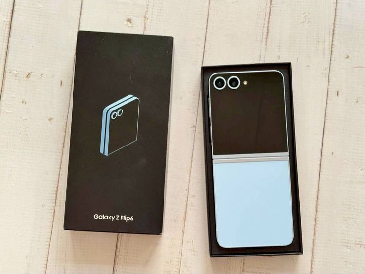 Samsung z flip6 สีฟ้า Ram12  Rom256อุปกรณ์ครบกล่อง รูปที่ 2
