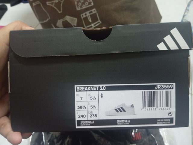 รองเท้าลำลองสวยๆใส่ได้ทุกเพศ รูปที่ 4