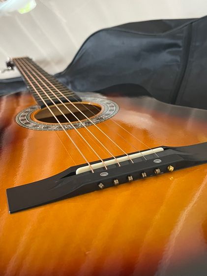 กีตาร์มือสอง Guitar รูปที่ 2