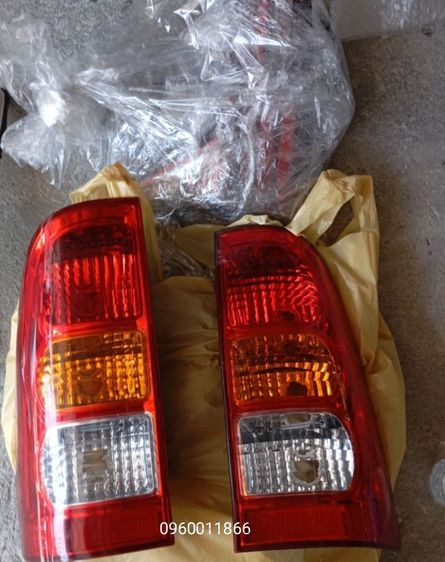 ไฟท้าย แท้ วีโก้