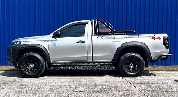 Mitsubishi Triton 2022 2.4 GL 4WD Pickup ดีเซล ไม่ติดแก๊ส เกียร์อัตโนมัติ บรอนซ์เงิน รูปที่ 4