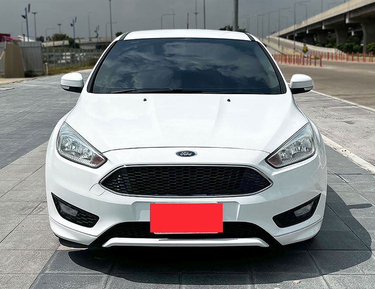 Ford Focus 2018 1.5 Trend Sedan เบนซิน ไม่ติดแก๊ส เกียร์อัตโนมัติ ขาว รูปที่ 2