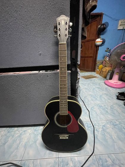 กีต้าโปร่ง ใช้งานได้ ไม่มีเวลาเล่น รูปที่ 2