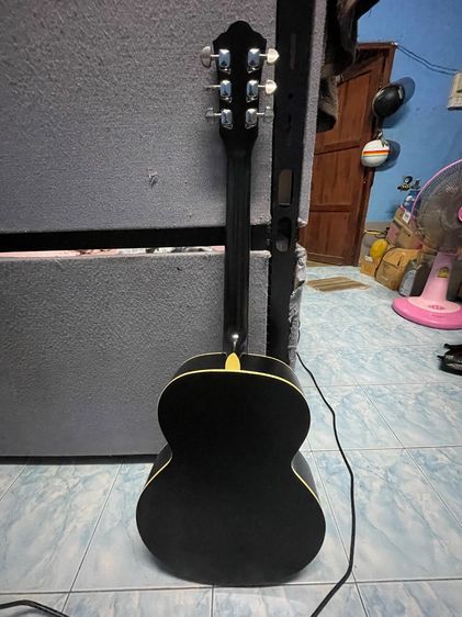 อื่นๆ กีต้าร์โปร่ง กีต้าโปร่ง ใช้งานได้ ไม่มีเวลาเล่น