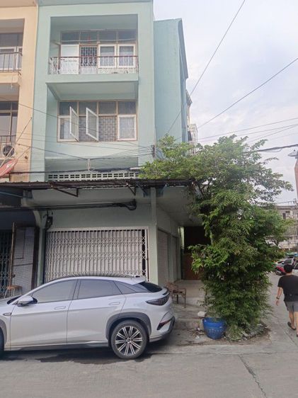 ใช่ ขายตึกแถว 3ชั้น 1 คูหา (พัฒนาการ 70) รูปที่ 2