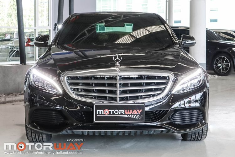 Mercedes-Benz C-Class 2015 C300 Sedan ดีเซล เกียร์อัตโนมัติ ดำ รูปที่ 3