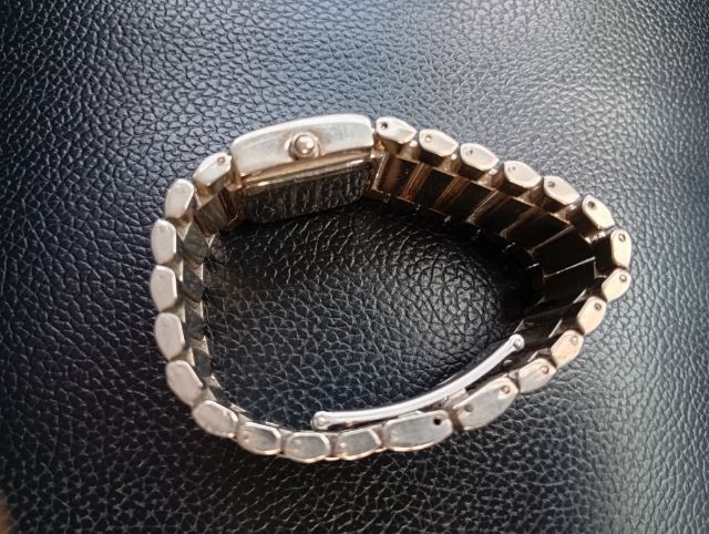 นาฬิกา Baume  Mercier รุ่น Catwalk รูปที่ 3