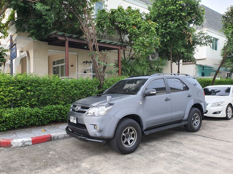 Toyota Fortuner 2006 2.7 V 4WD Utility-car เบนซิน LPG เกียร์อัตโนมัติ เทา รูปที่ 2