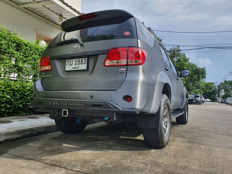 Toyota Fortuner 2006 2.7 V 4WD Utility-car เบนซิน LPG เกียร์อัตโนมัติ เทา รูปที่ 4