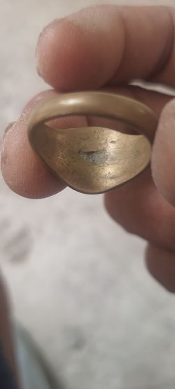 สหายพระเครื่อง รูปที่ 2