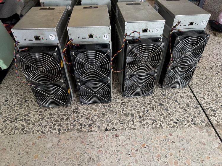 Z11 miner พร้อม psu bitmain 1800w รูปที่ 2