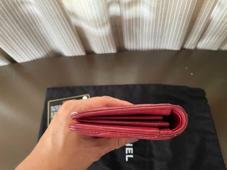 Chanel bifold wallet รูปที่ 8