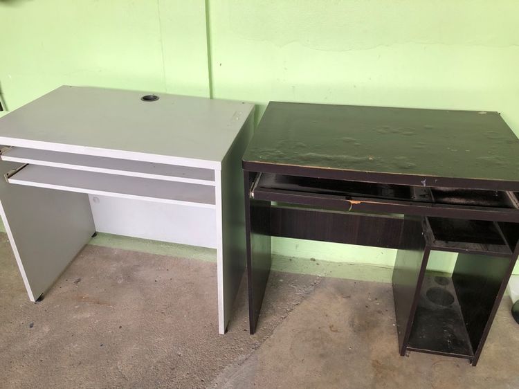 โต๊ะตั้งคอมพิวเตอร์