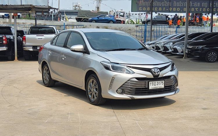 Toyota Vios 2020 1.5 Mid Sedan เบนซิน ไม่ติดแก๊ส เกียร์อัตโนมัติ บรอนซ์เงิน รูปที่ 3