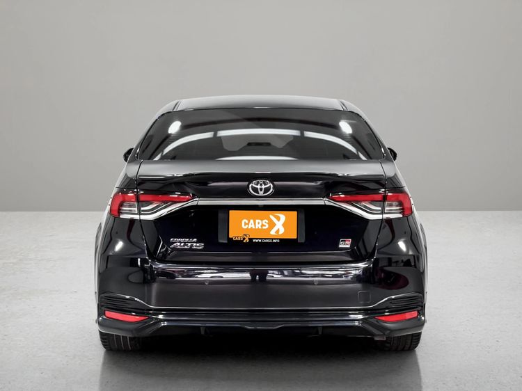 Toyota Altis 2019 1.8 GR Sport CVT Sedan เบนซิน ไม่ติดแก๊ส เกียร์อัตโนมัติ ดำ รูปที่ 3