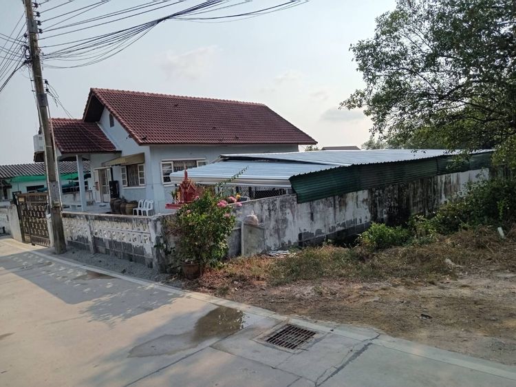 บ้านติดทะเลใกล้นิคมห่างสุขุมวิท300ม. รูปที่ 2