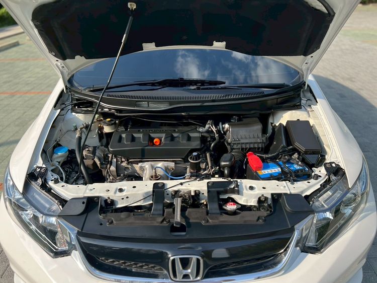 Honda Civic 2013 1.8 E i-VTEC Sedan เบนซิน เกียร์อัตโนมัติ ขาว รูปที่ 4
