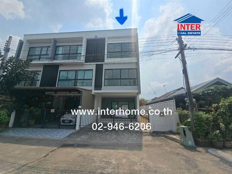 ทาวน์เฮ้าส์ 3 ชั้น 29 ตร.ว. ทาวน์เฮ้าส์ ใกล้วีณาเนอสเซอรี่ ซอยคู้บอน27 ซอย19 ถนนรามอินทรา ถนนคู้บอน เขตบางเขน กรุงเทพมหานคร