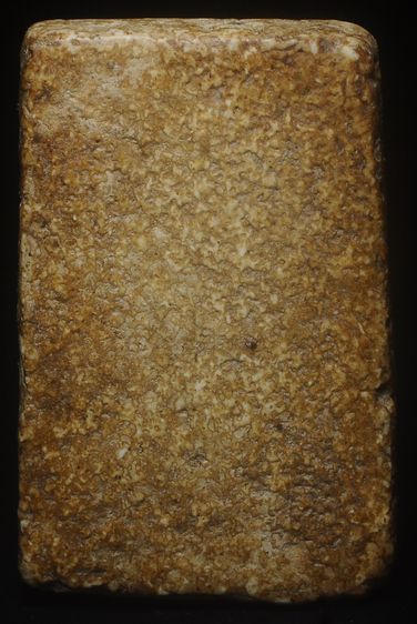 พระสมเด็จ พิมพ์ใหญ่ คราบแห้งๆ เนื้อเก่าๆ ตามสภาพแบ่งบูชา 800ครับ รูปที่ 2