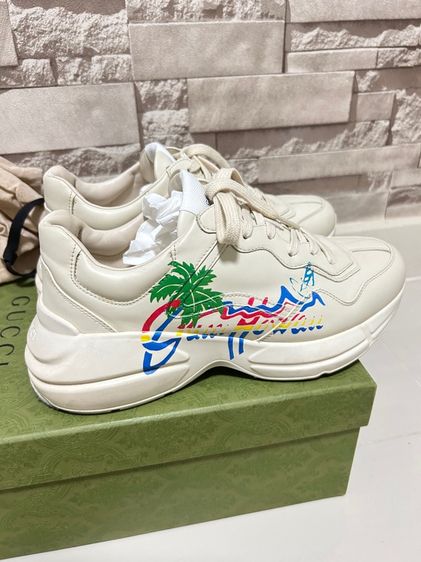 รองเท้า Gucci รูปที่ 7