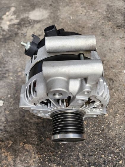 ไดชาร์จ BMW N52N F10 F25 F02 สายพาน 8 ร่อง รูปที่ 2