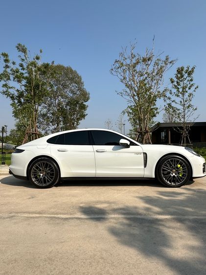 Porsche Panamera 2024 2.9 4 E-Hybrid 4WD Sedan เบนซิน เกียร์อัตโนมัติ ขาว รูปที่ 3