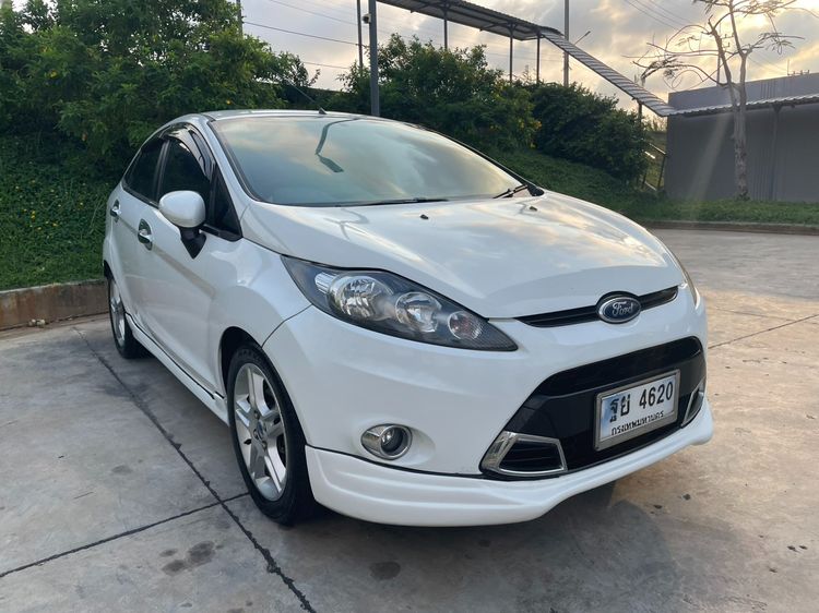Ford Fiesta 2011 1.6 Trend Sedan เบนซิน ไม่ติดแก๊ส เกียร์อัตโนมัติ ขาว รูปที่ 3