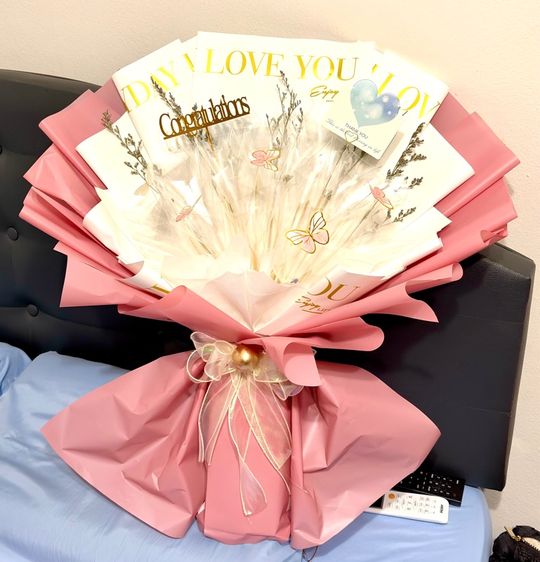 อื่นๆ ช่อธนบัตรของขวัญ