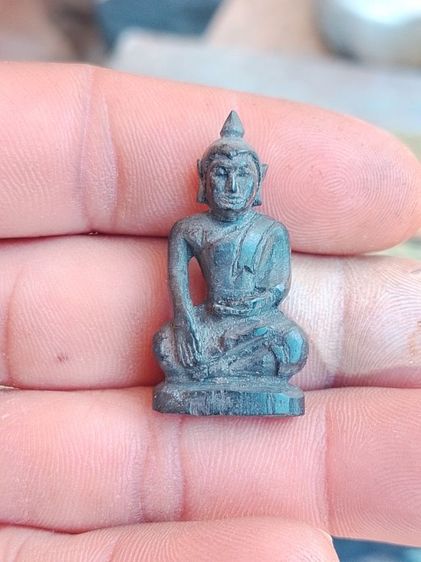 พระเครื่องเนื้อไม้พญางิ้วดำ(ขนาดห้อยคอเก่าเดิมๆ) 