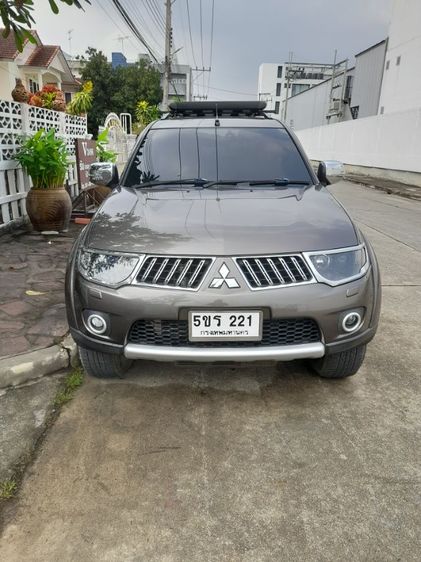 รถ Mitsubishi Pajero Sport 2.5 GT สี น้ำตาล
